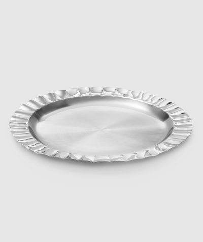 Silhouette Scalloped Round Tray 15"