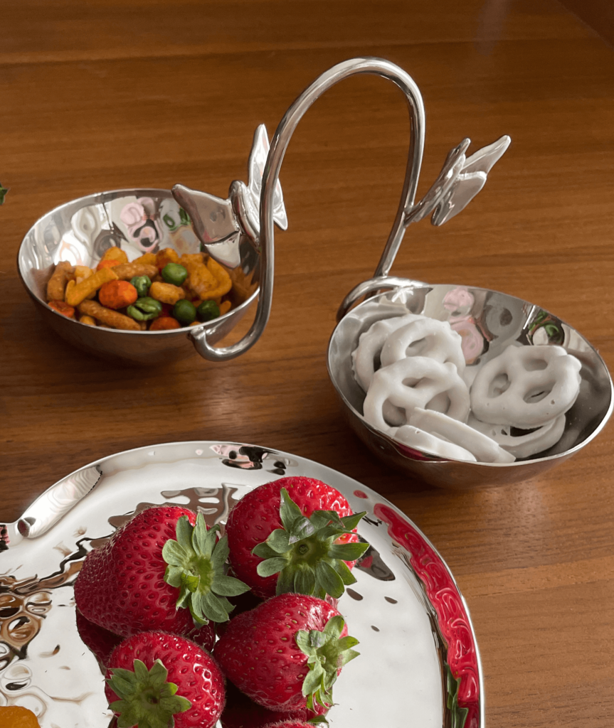 Stainless steel serving bowls from the Butterfly collection